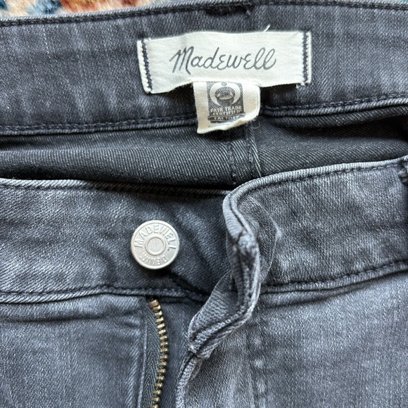 Madewell Curvy Daytripper Jeans in ashmount wash, 33T. - Picture 4 of 6
